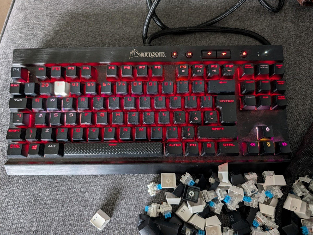 Corsair K65 LUX RGB Mechanical Gaming Keyboard - Cherry MX Red - TKL - Extras!