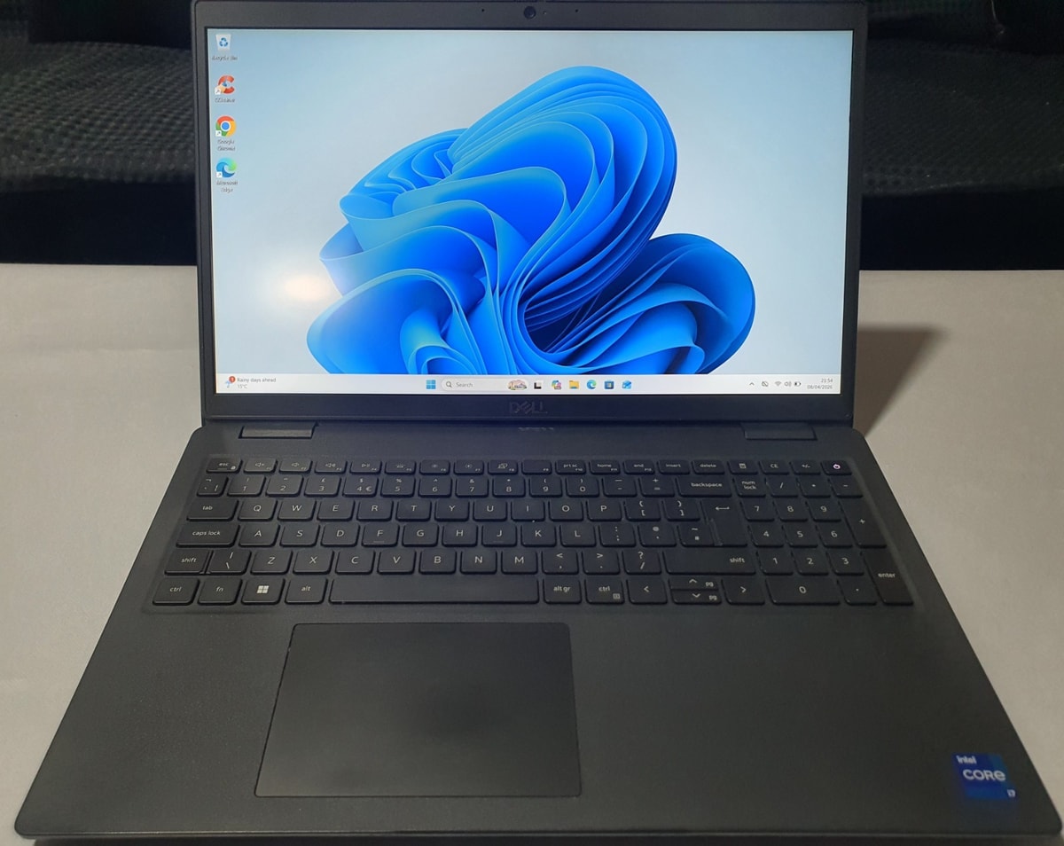 Dell Latitude 3520 Intel Core i7 11th Gen 16GB RAM 512GB M.2 Windows 11 Pro.
