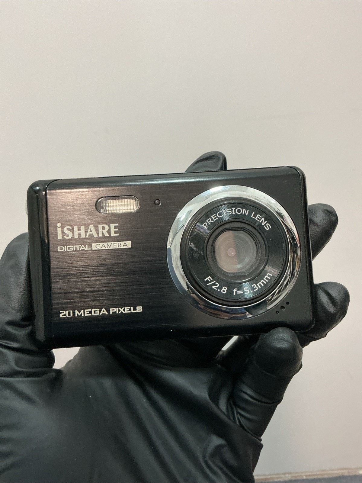 iShare Digital Camera 20.0MP Black Tested Working NO BATTERY INCLUDED