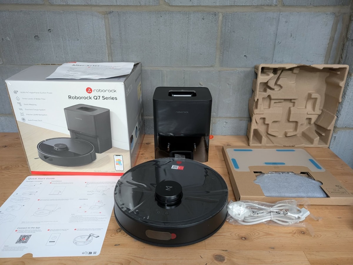 Roborock Q7 L5+ Robot Vacuum Cleaner with Mop, 8000Pa Strong Suction, App