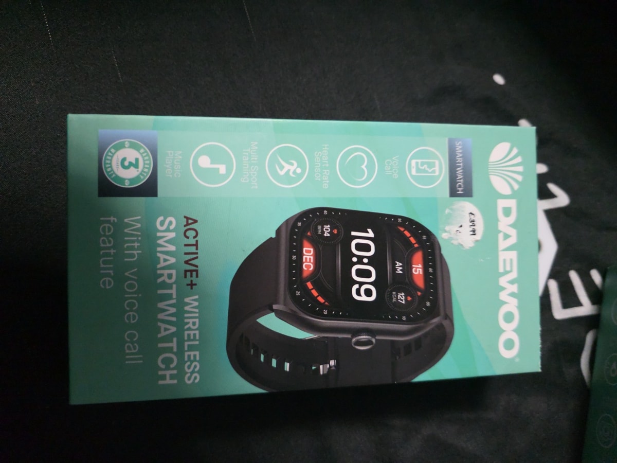 Black Daewoo Active+ Wireless Smartwatch with Voice Call