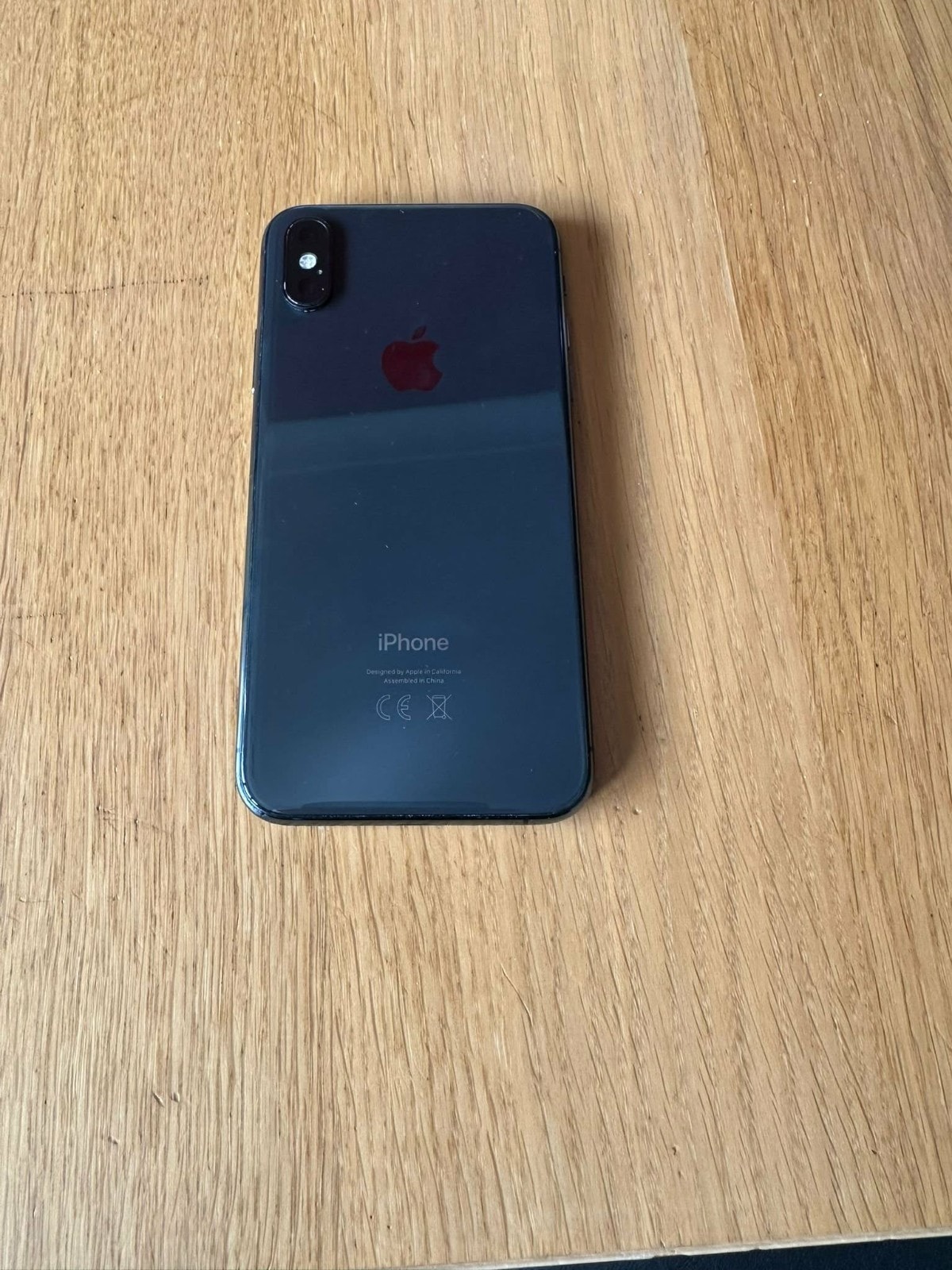 Apple iPhone XS - 64GB - Space Grey (Unlocked) A2097 (GSM)
