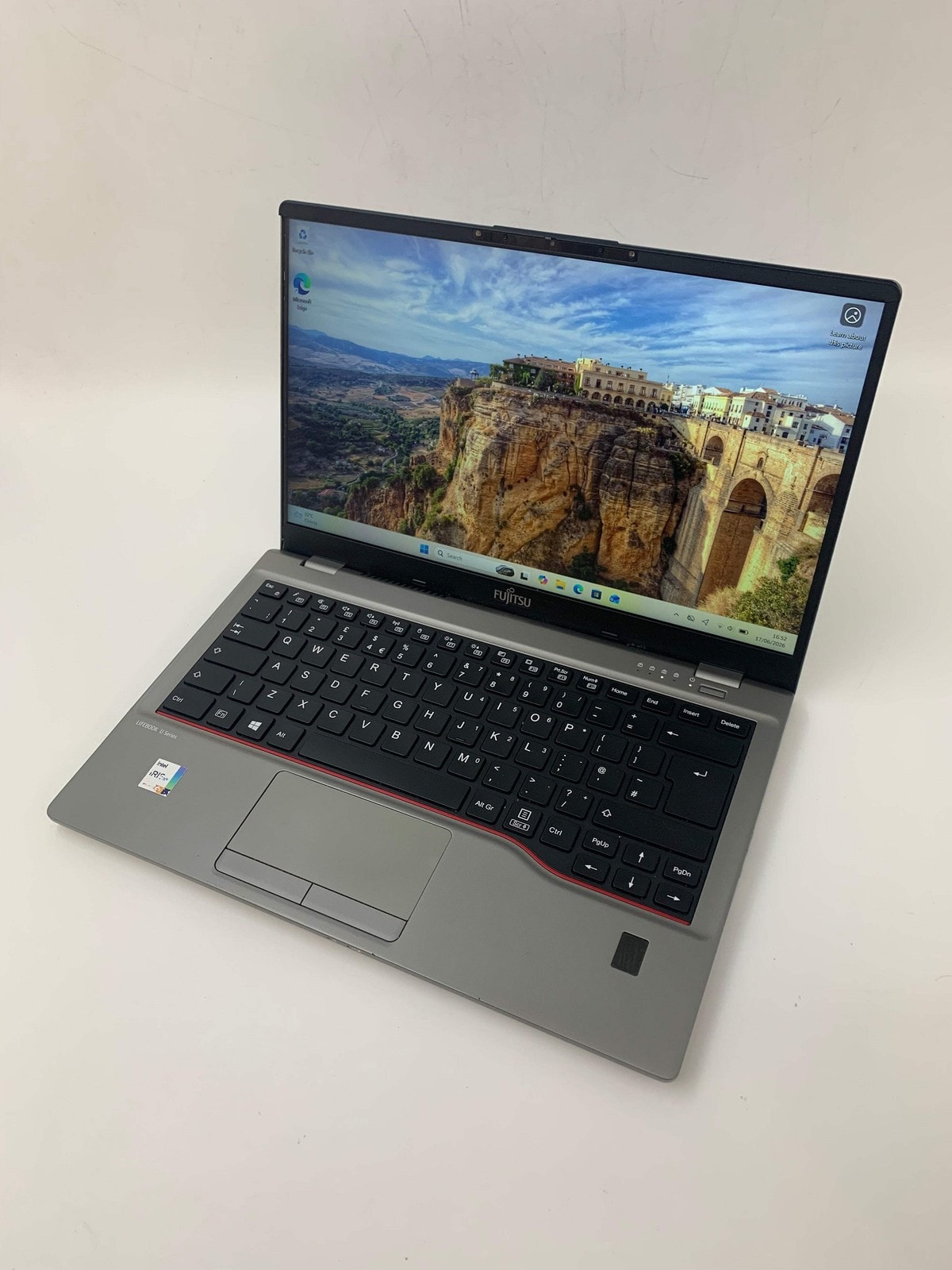 Fujitsu LifeBook U7411 Spares: 14" Screen, i7 11th 16GB RAM, 512GB SSD, W11 Pro