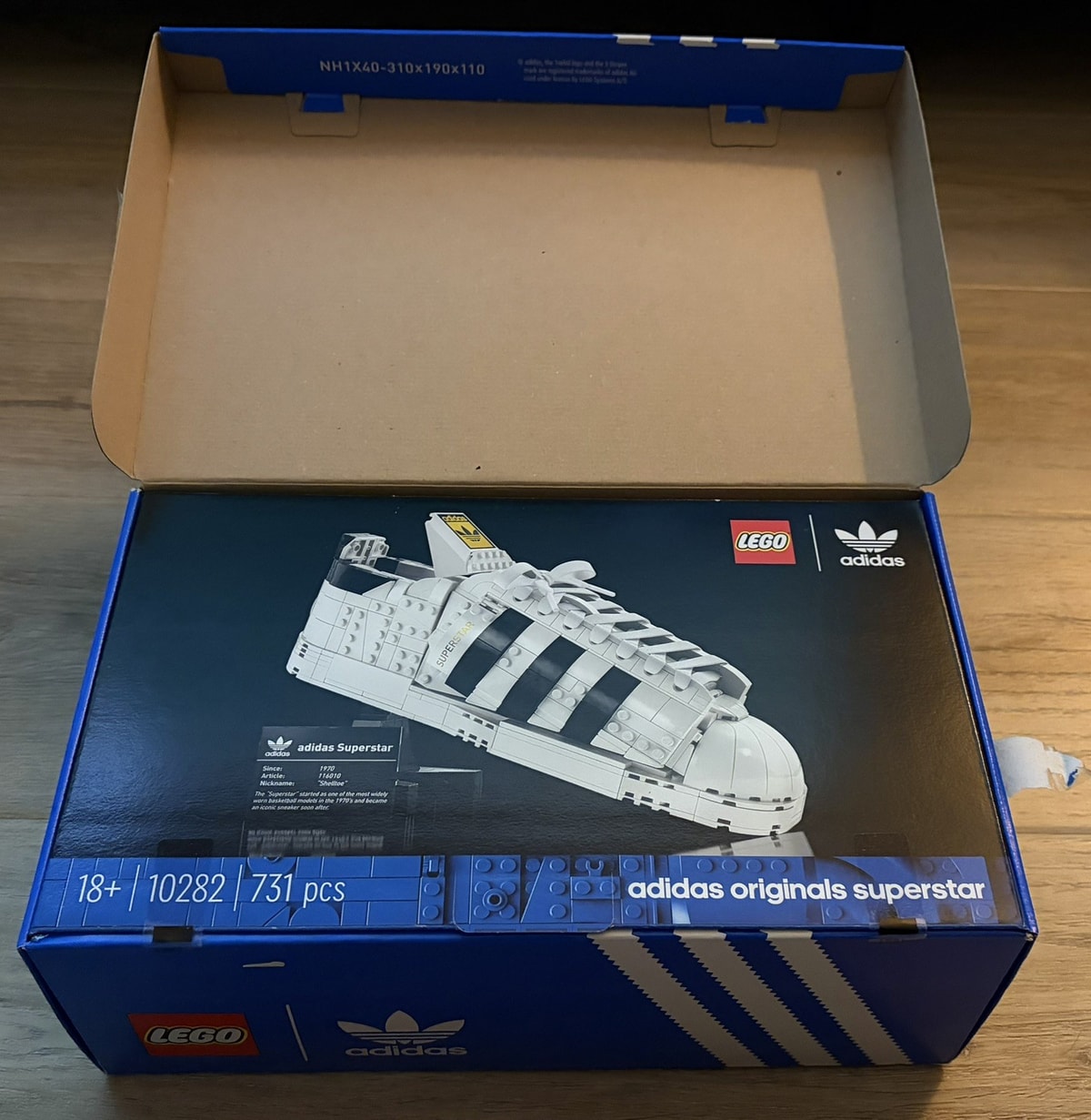 LEGO 10282: Adidas Originals Superstar *RETIRED* NEW & SEALED BNIB - Box Wear