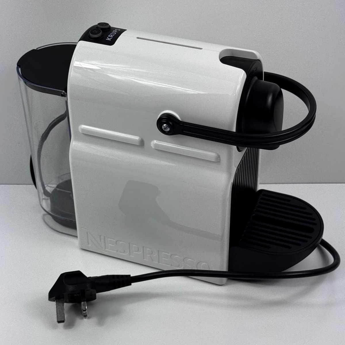 Krups Nespresso Inissia Coffee Machine in White - Used Very Good