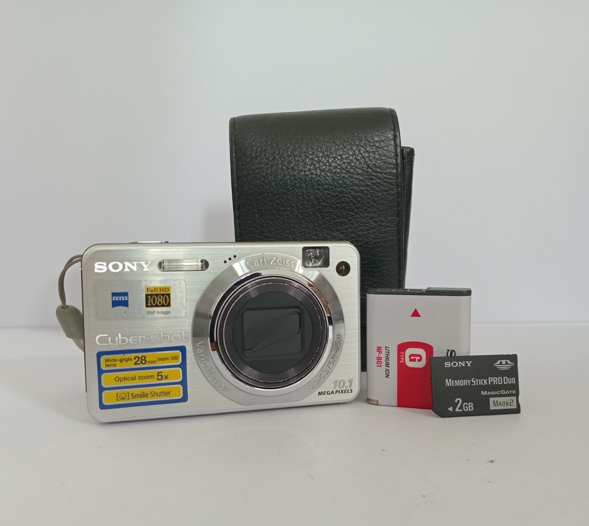 Sony Cyber-shot DSC-W170 Digital Compact Camera 10.1MP Silver Working w/ Extras