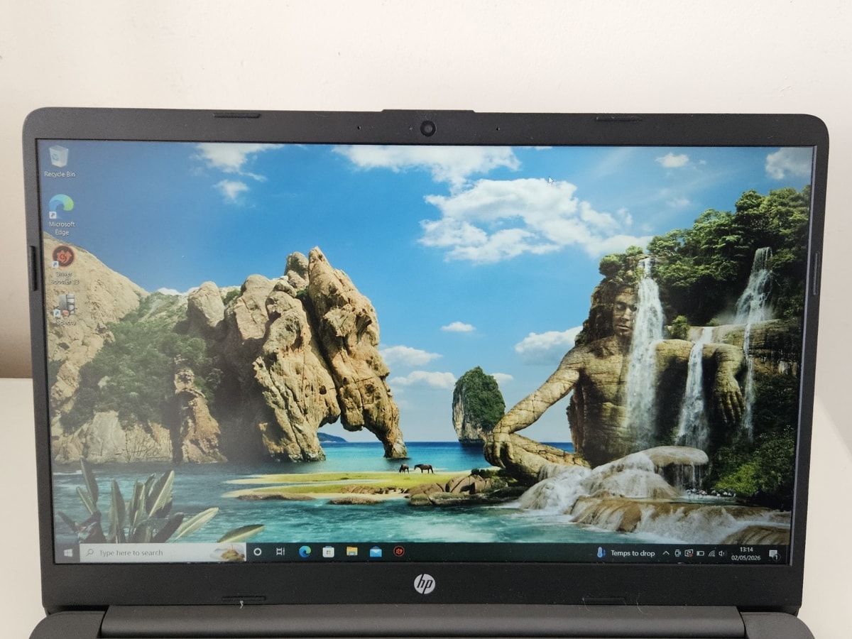 HP 250 G8 Laptop - Intel Core i5-1035G1, 8GB RAM, 256GB, SSD Windows 11 Home