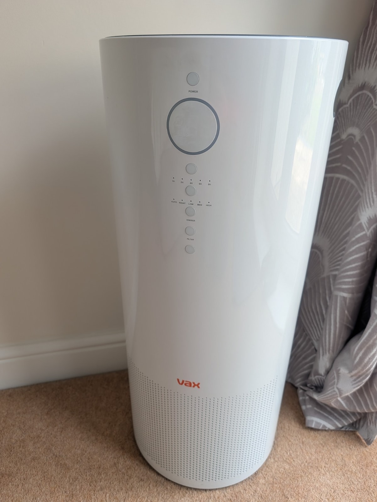 Vax ACAMV101 White Pure Air 300 Air Purifier with Remote