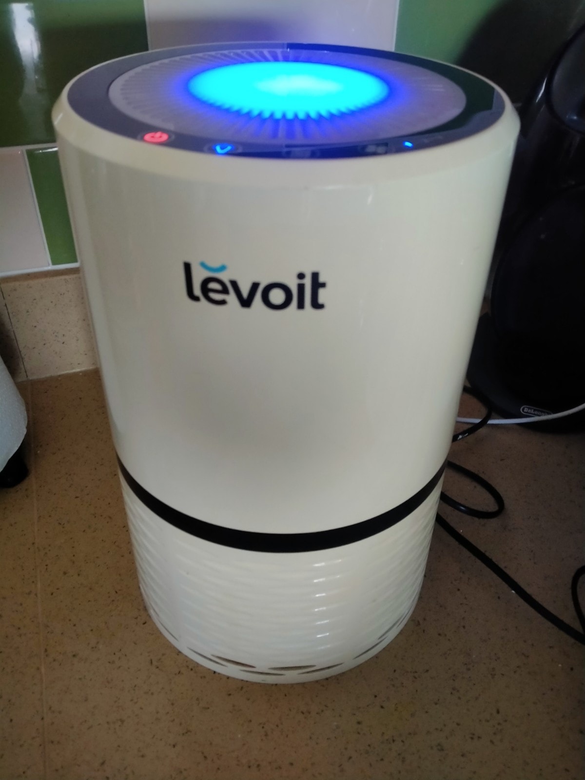 Levoit 3-stage compact HEPA Air Purifier LV-H132, White, 3 fan speeds