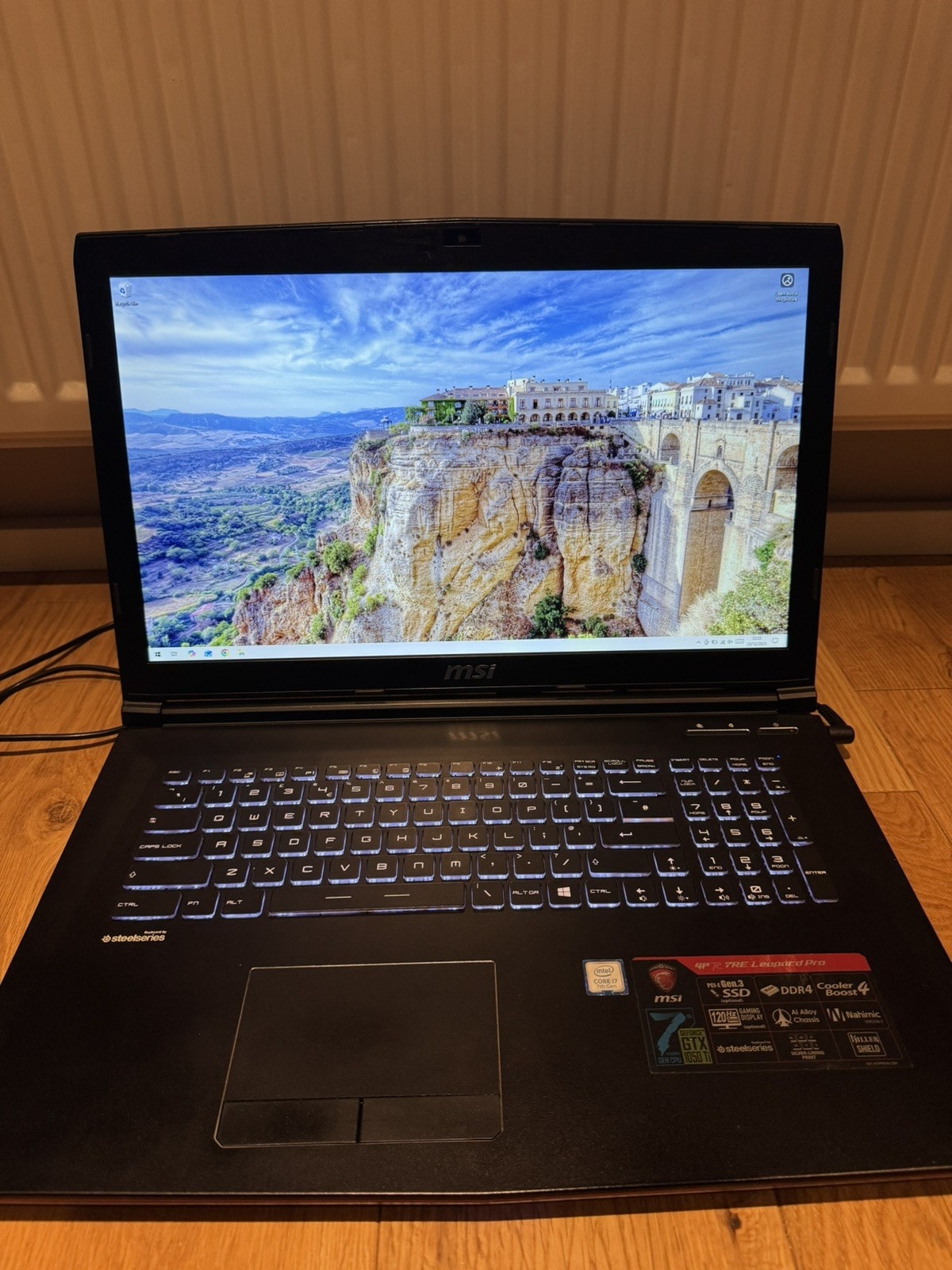 MSI Gaming Laptop Computer GP72 7RE. I7, 32GB RAM, 128GB M.2 SSD