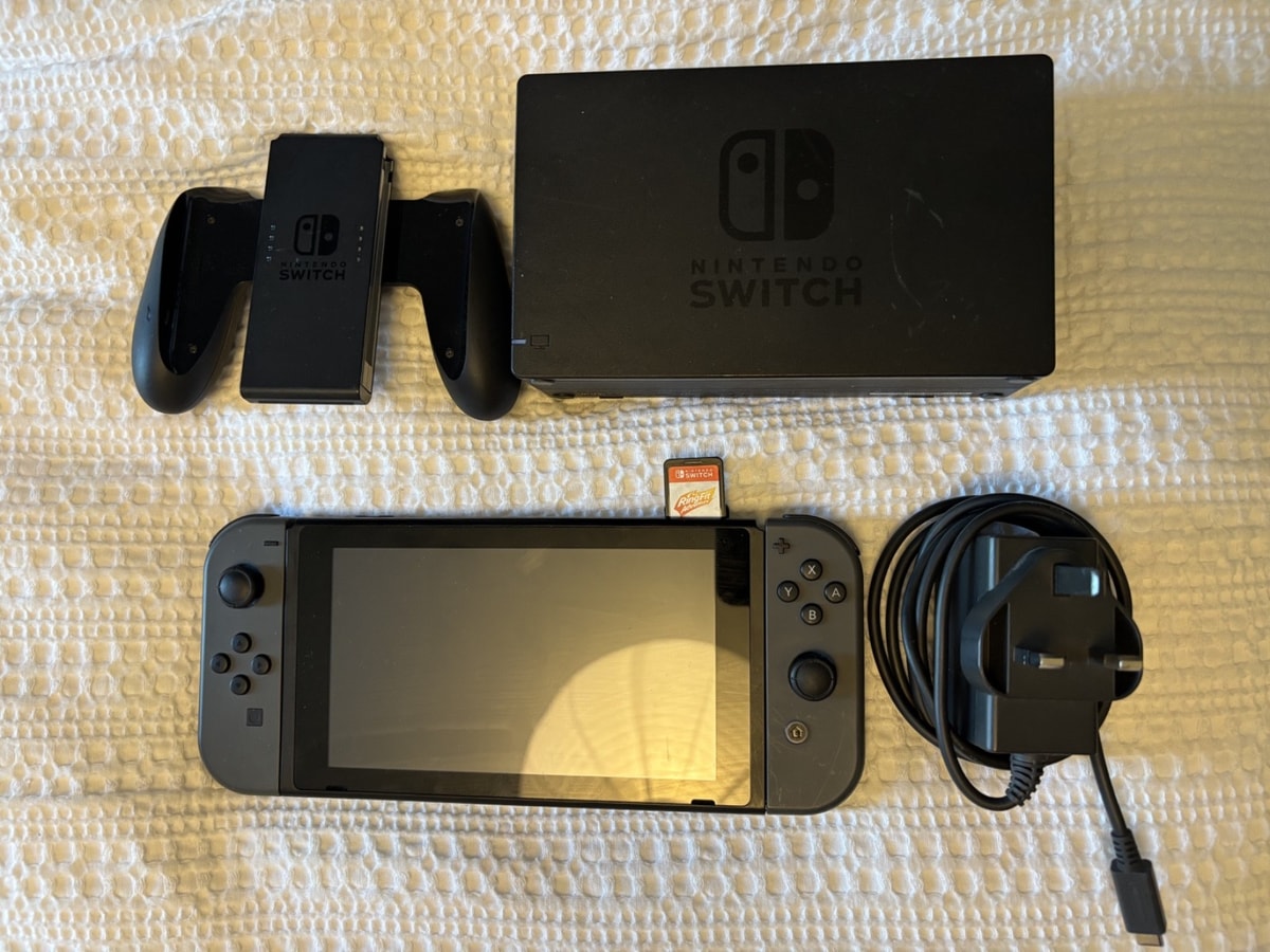 Nintendo Switch Console Grey HAC-001 + Dock Joy-Cons Grip Charger & MicroSD Card