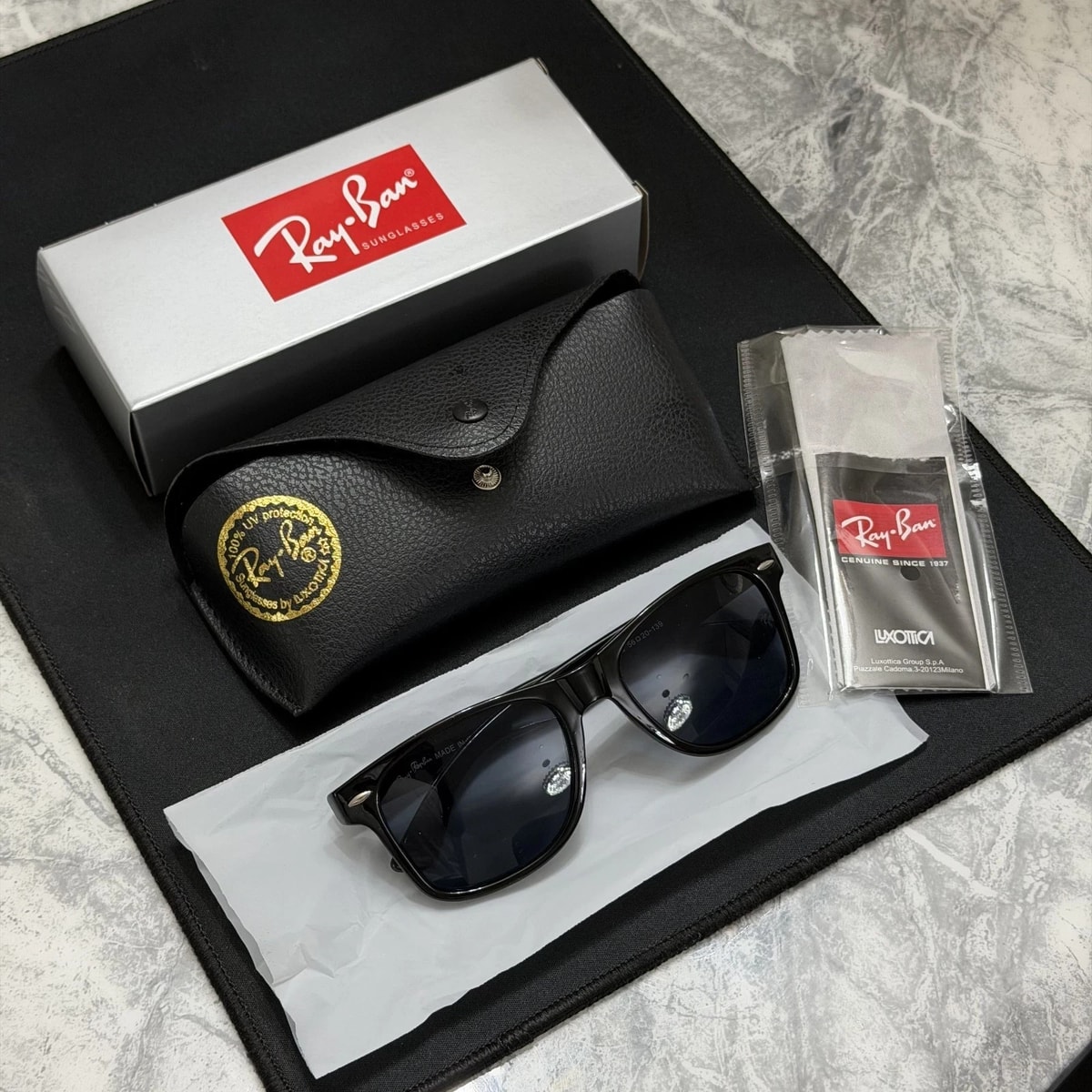 NEW Ray-Ban RB2140 Wayfarer Sunglasses Black Frame Glass Gray Lens 50-22 mm UK