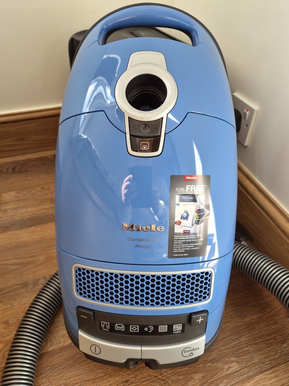 Miele C3 Allergy Cylinder Vacuum Cleaner