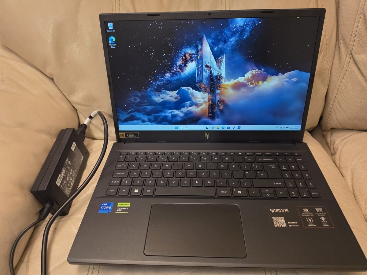 ACER Nitro V15 - Intel Core i7 RTX 5060 1TB SSD 16GB RAM 15.6" Gaming Laptop