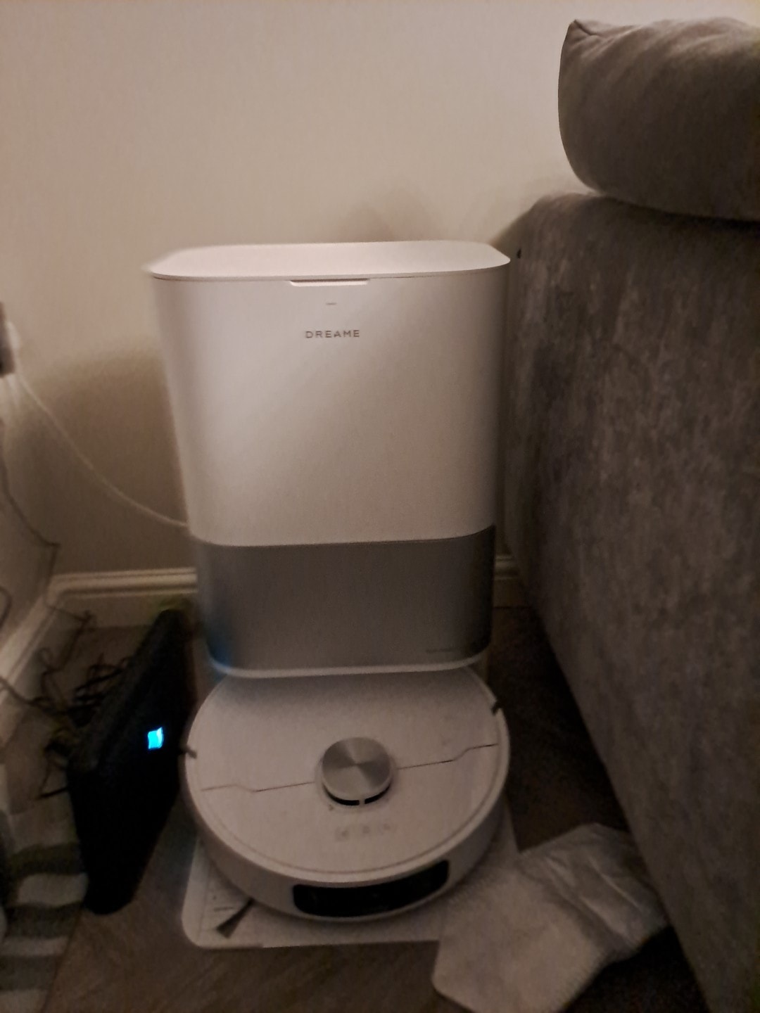 Robot Hoover/Mop.. Dreamed 2 Brand New