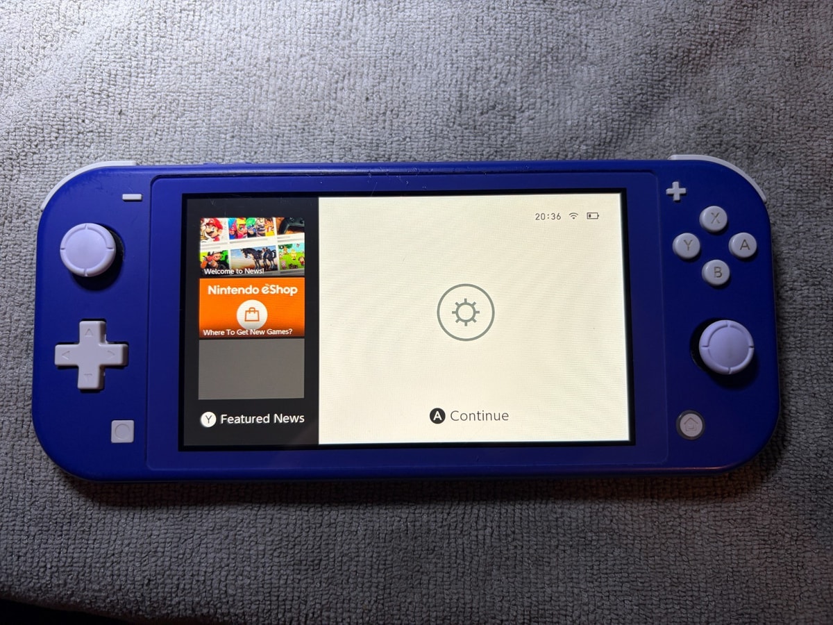 Nintendo Switch Lite Handheld Console - Blue Used
