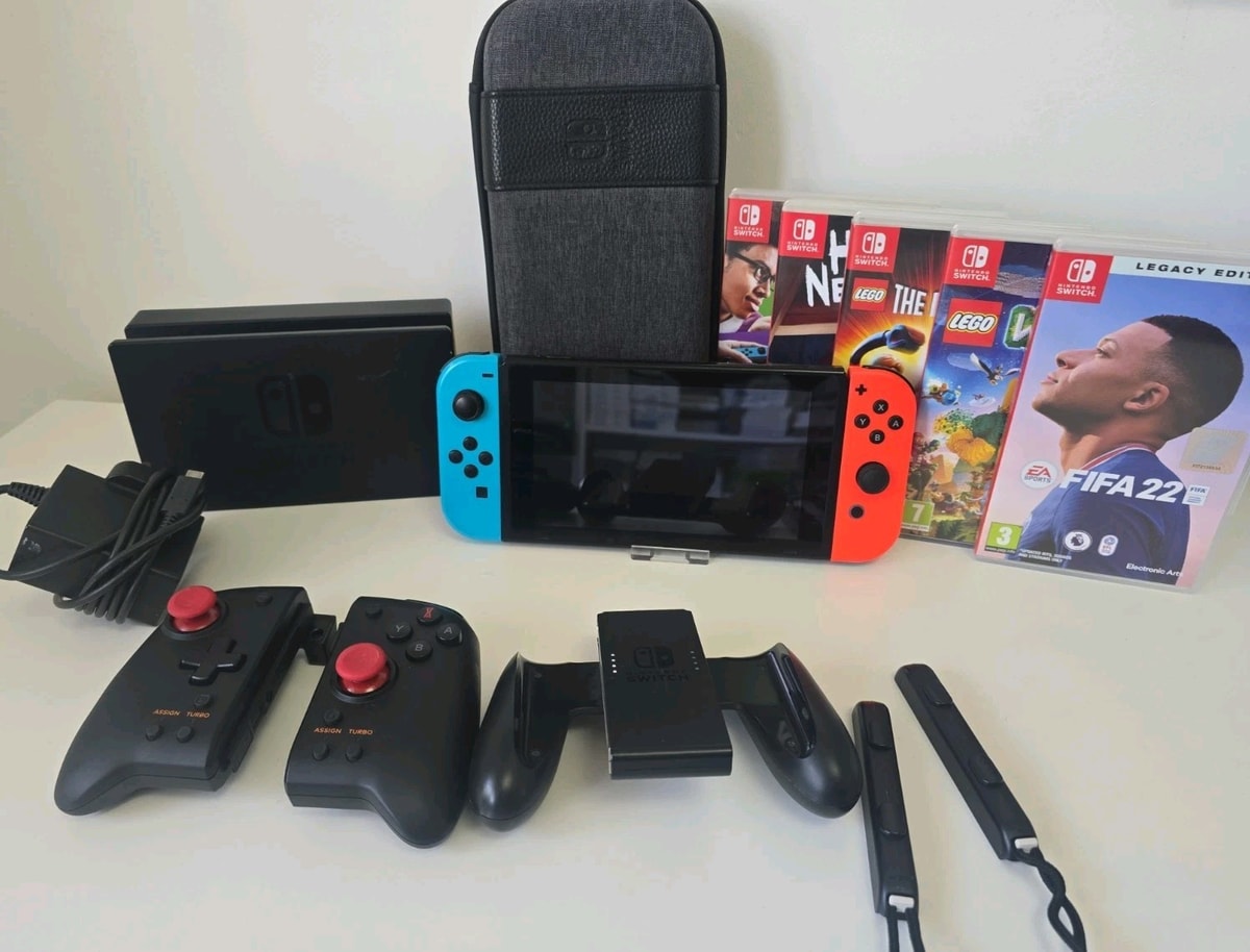 Nintendo Switch Console Bundle 5 Games Lego/ Kids Games