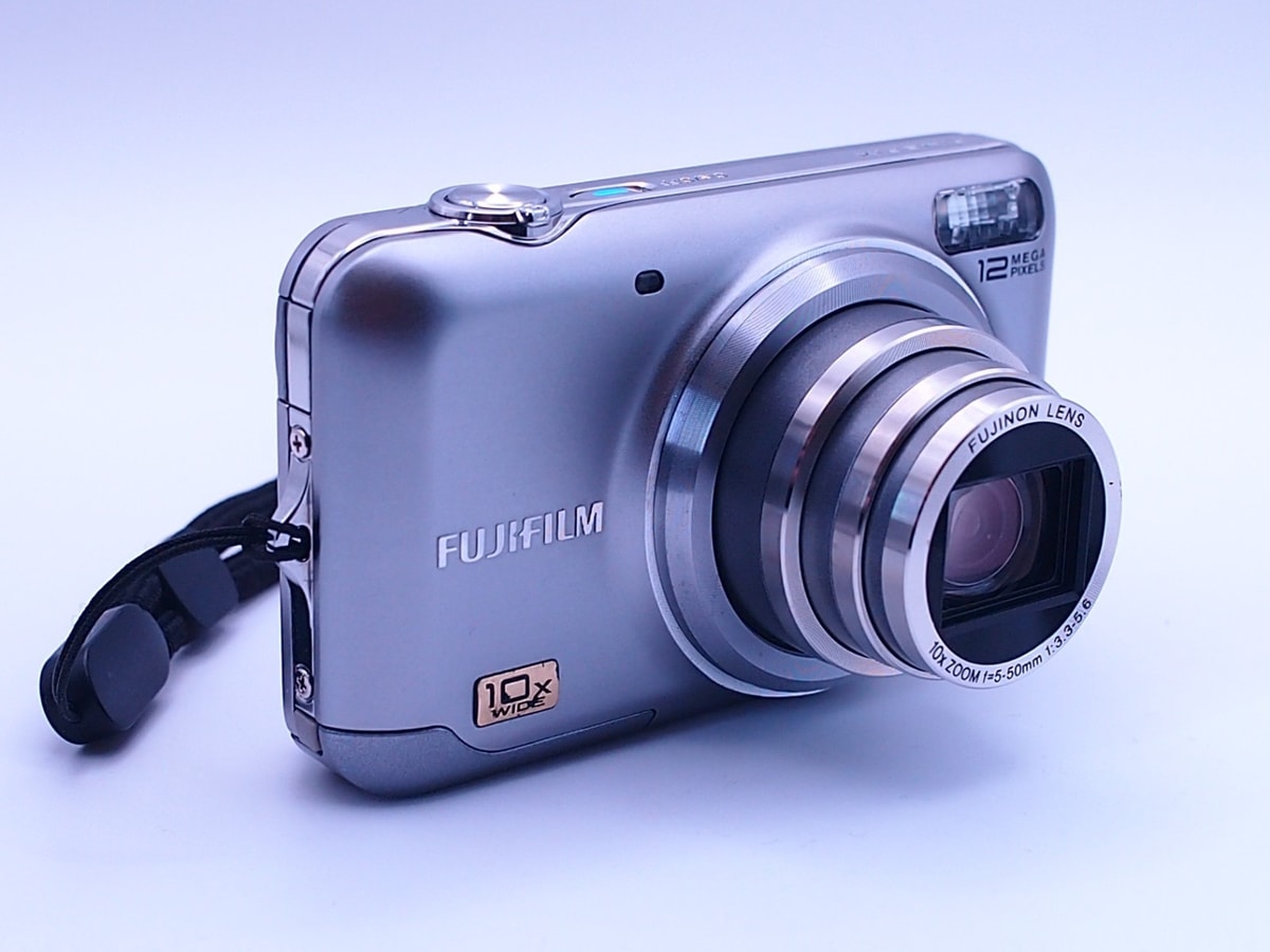 Fujifilm FinePix JZ300 12.0MP Silver