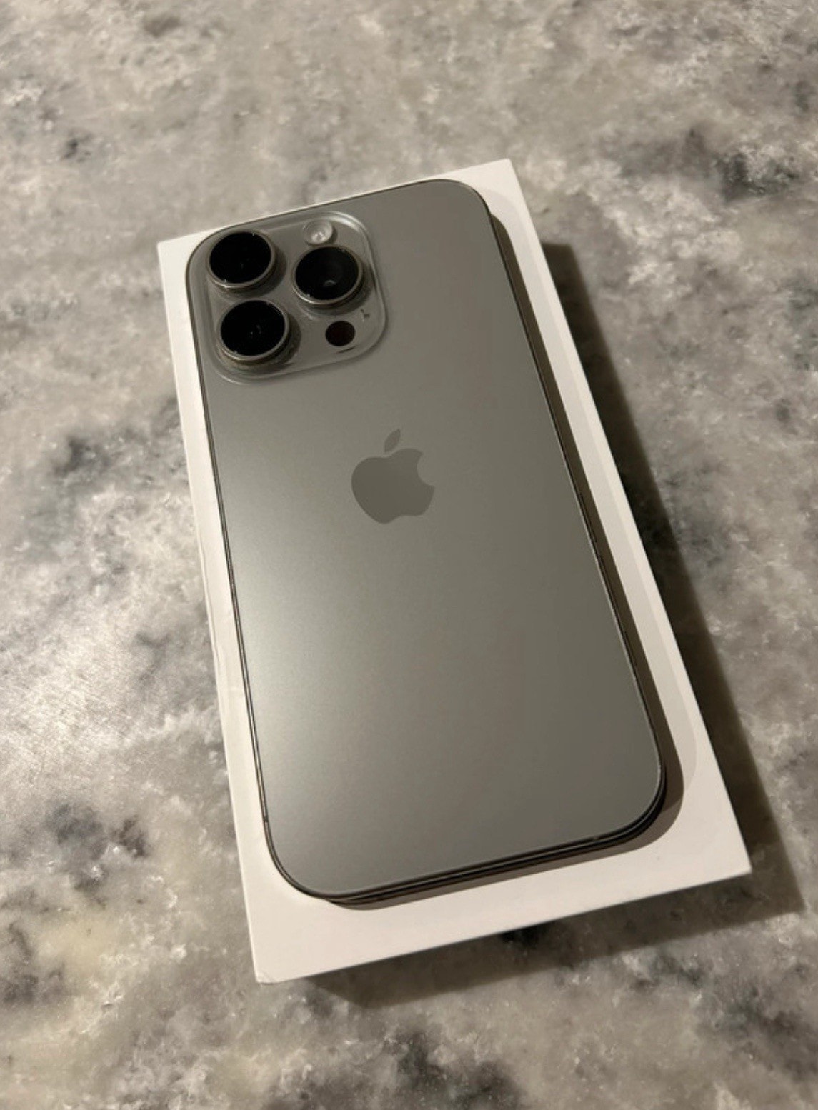 Apple iPhone 16 Pro 128GB, Natural Titanium, Unlocked - VGC , 93% BH
