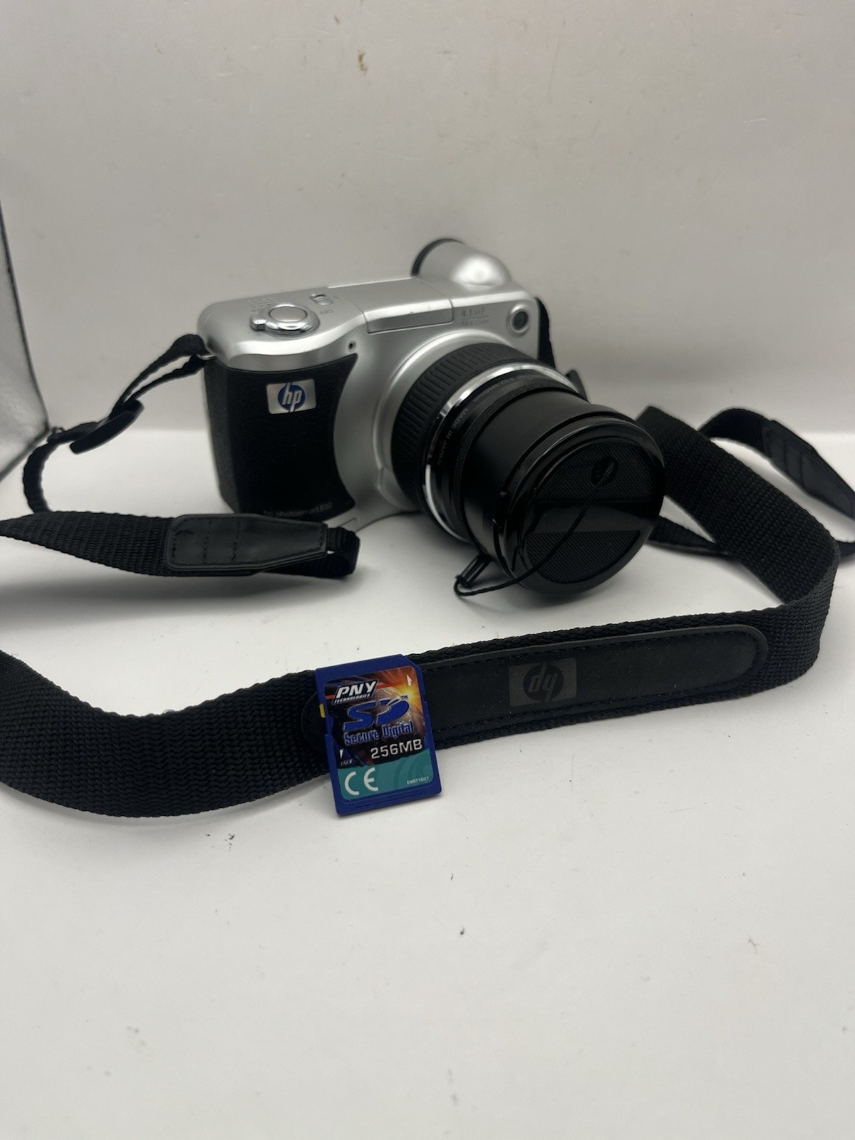 HP PhotoSmart 850 4.1MP Digital Camera + Raynox Telephoto Lens + SD – Working