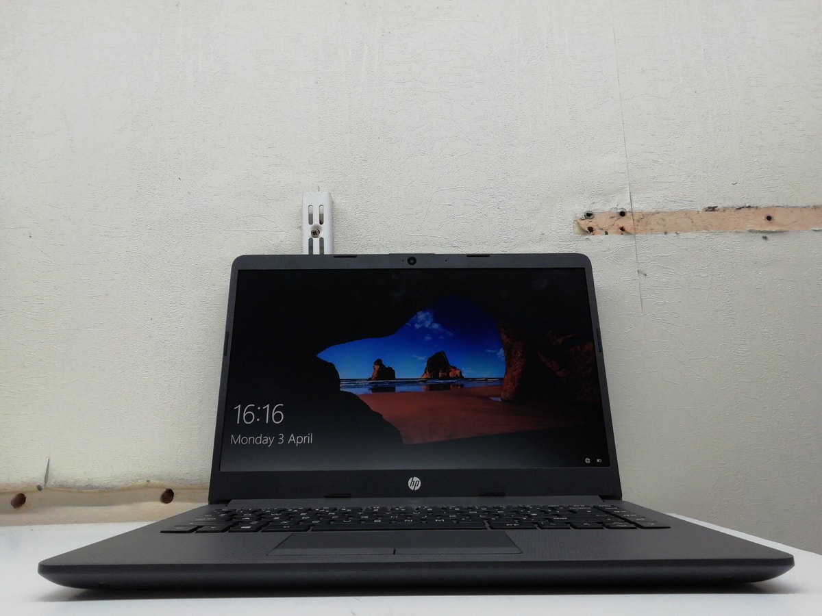 HP 240 G7 14"Laptop 4/128GB SSD Anti Glare Black WIN11