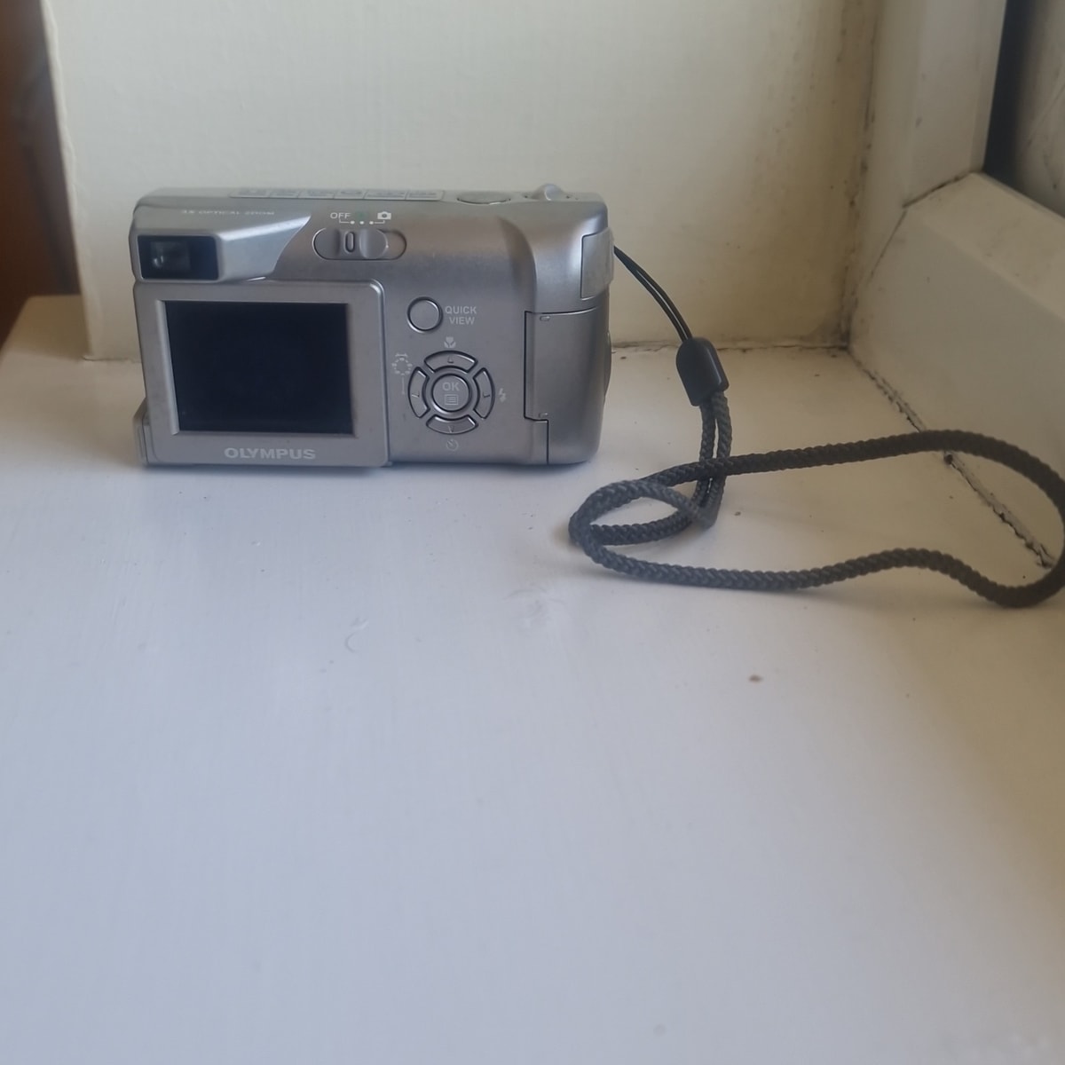 OlympusCAMEDIAC-310 ZOOM Compact/D-540 Zoom In Working ConditionWithAddedStorage