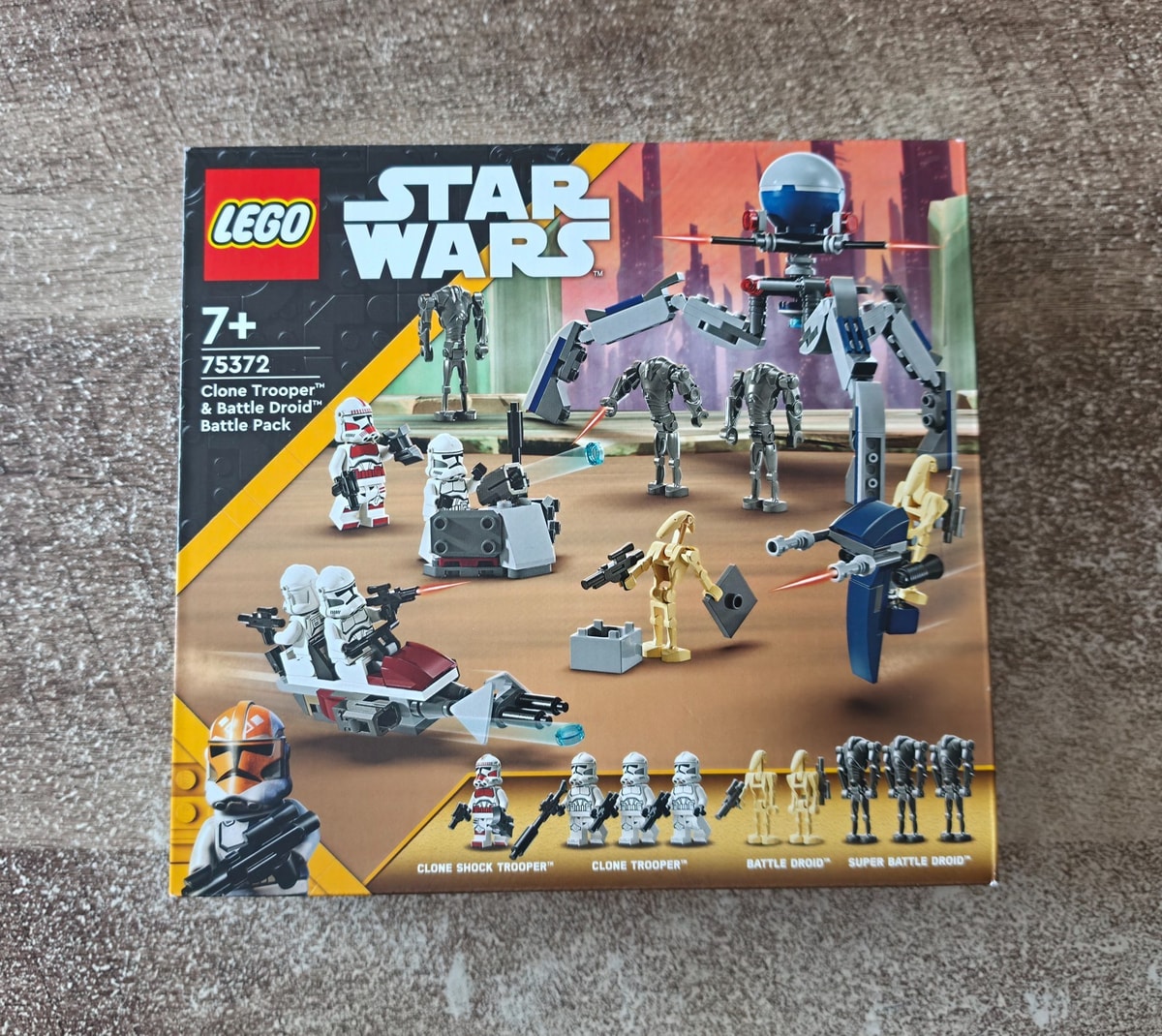 LEGO Star Wars Clone Trooper & Battle Droid Set 75372