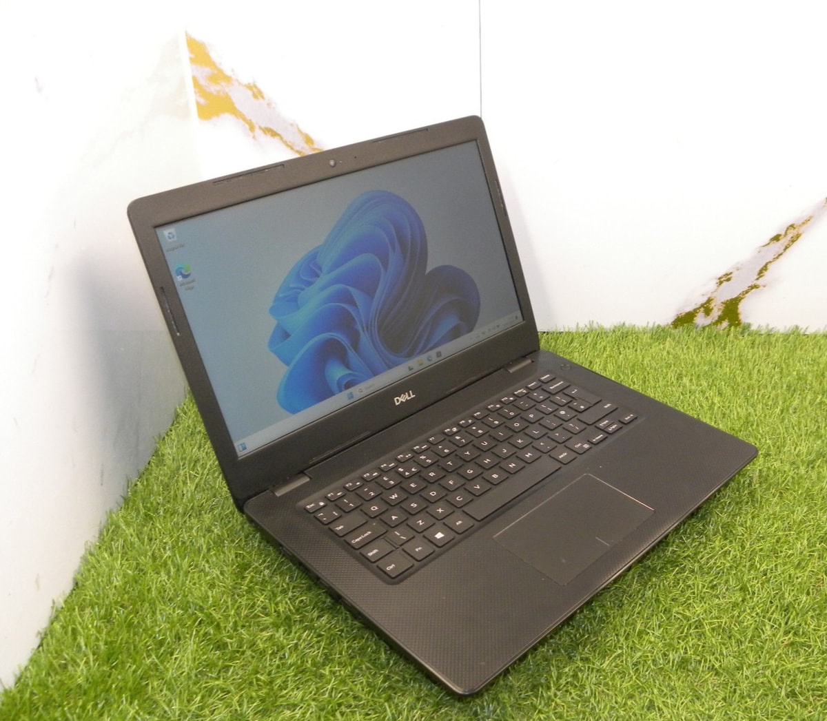 DELL VOSTRO 14 3491 14" LAPTOP INTEL CORE i5-1035G1 8GB 256GB NVMe SSD WIN 11