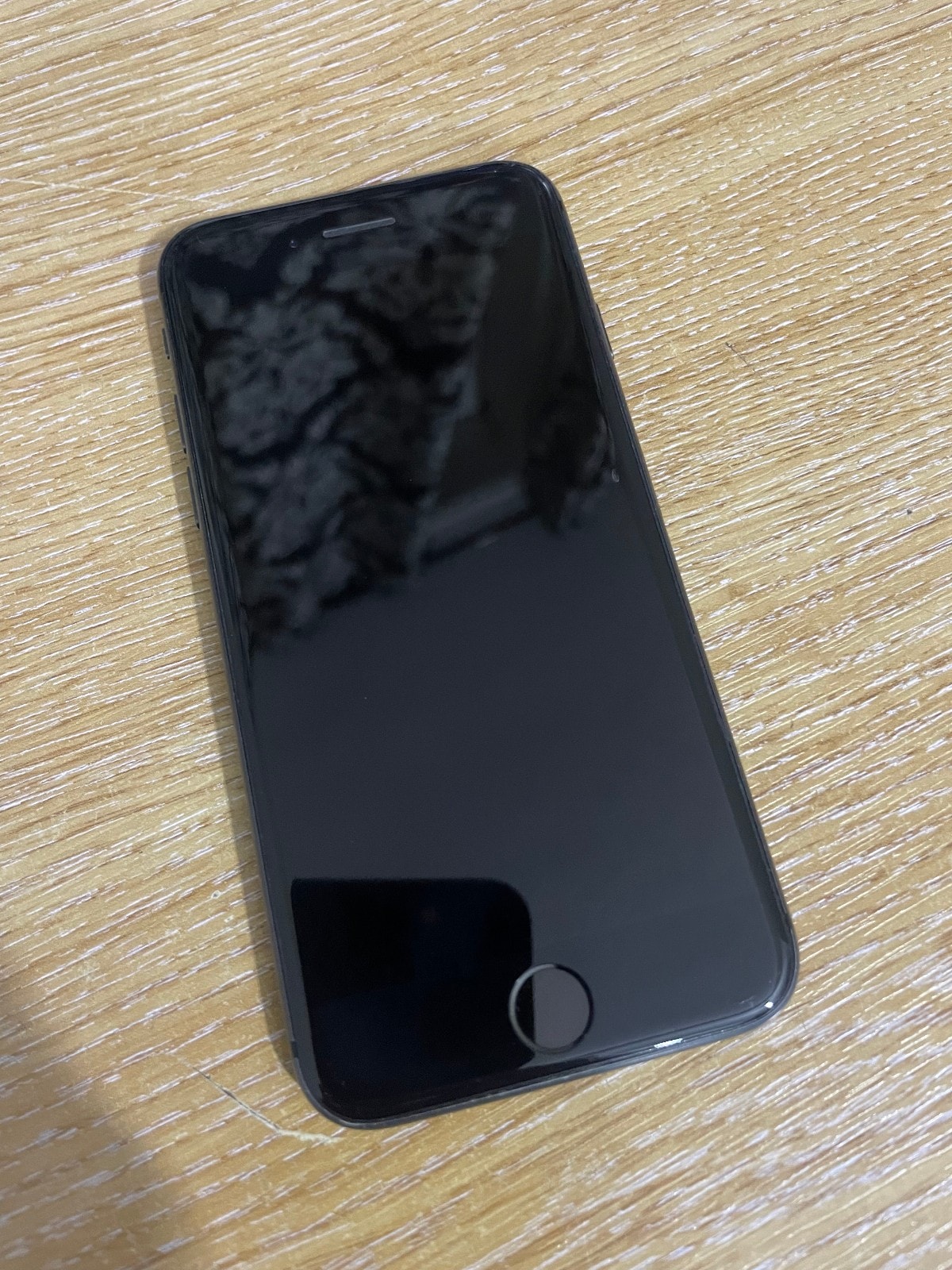 Apple IPhone 8 64gb Working Black Unlocked Battery health between 80%-95%
