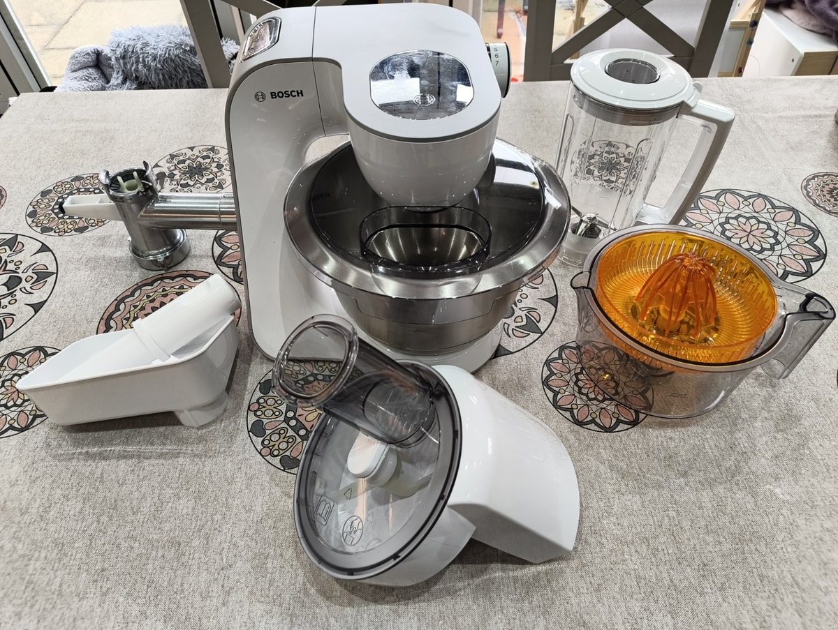 Bosch MUM5 1000W Kitchen Machine - Professional Stand Mixer & Food Processor