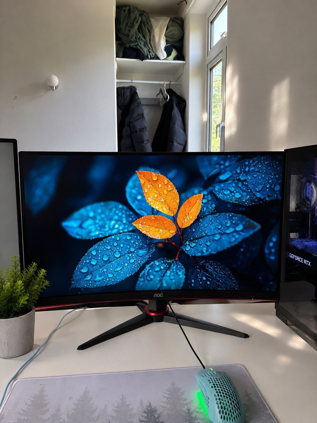 AOC C27G2ZU G Line 2nd Gen 27" Curved Gaming Monitor 240Hz 0.5ms FreeSync HDMI