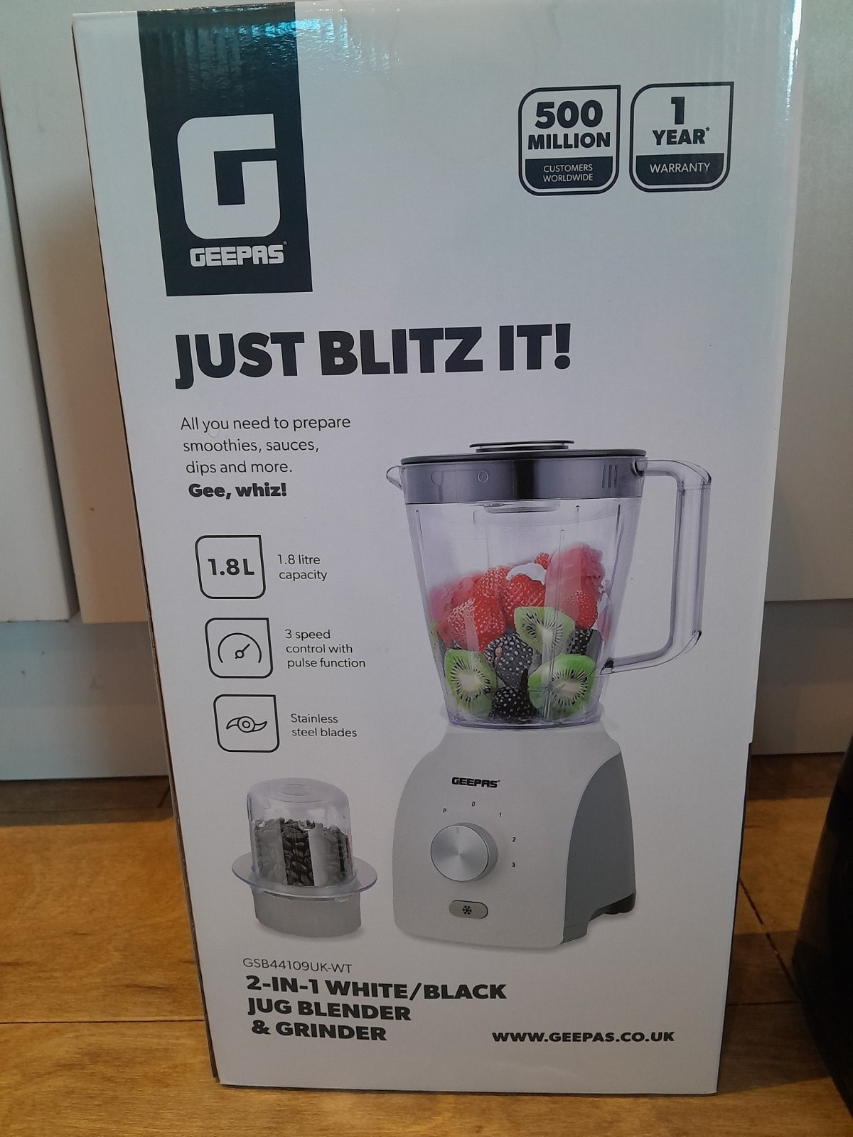 GEEPAS 2-in-1 Blender 1.8L Jug + Grinder 600W Smoothie Maker Ice Crush