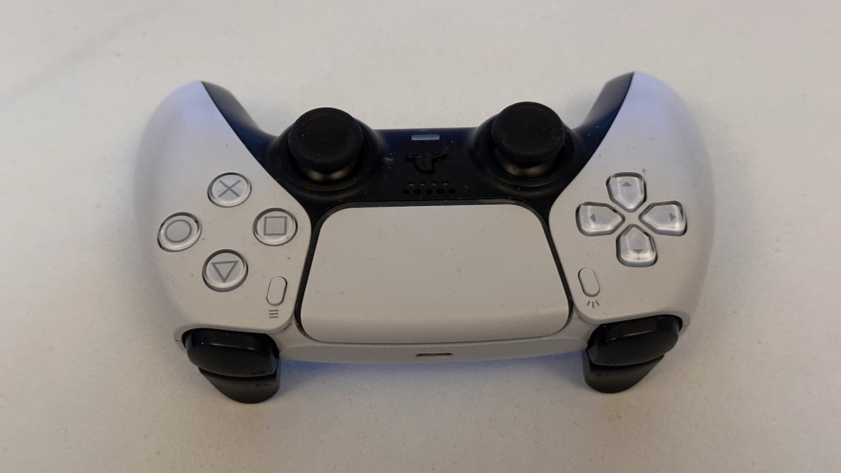 Sony PS5 DualSense Wireless Controller White – New – Damaged Box