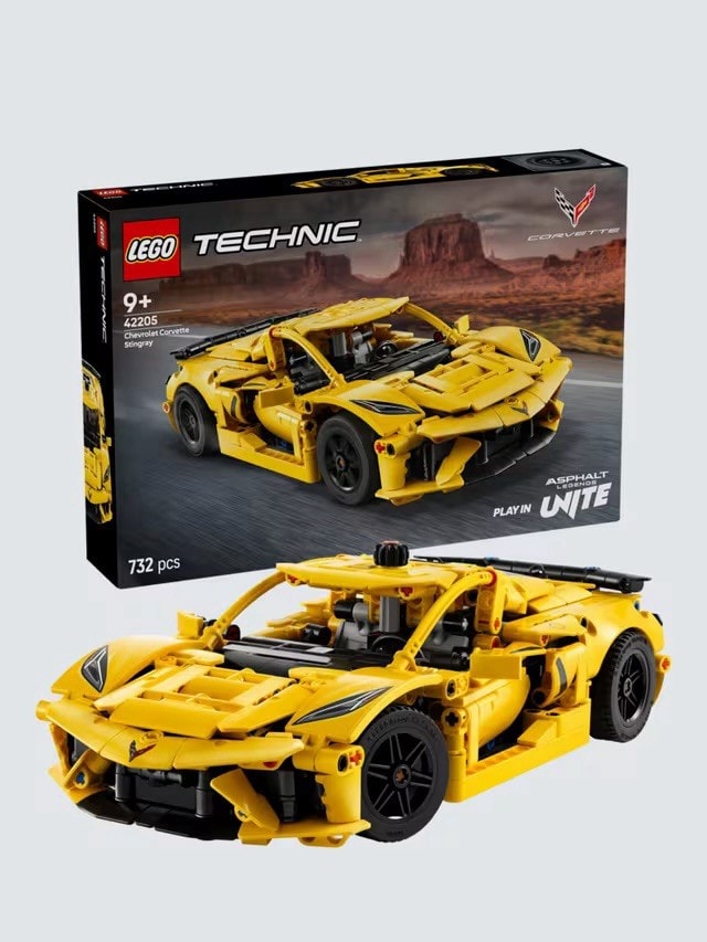 LEGO Technic: Chevrolet Corvette Stingray (42205) New & Sealed