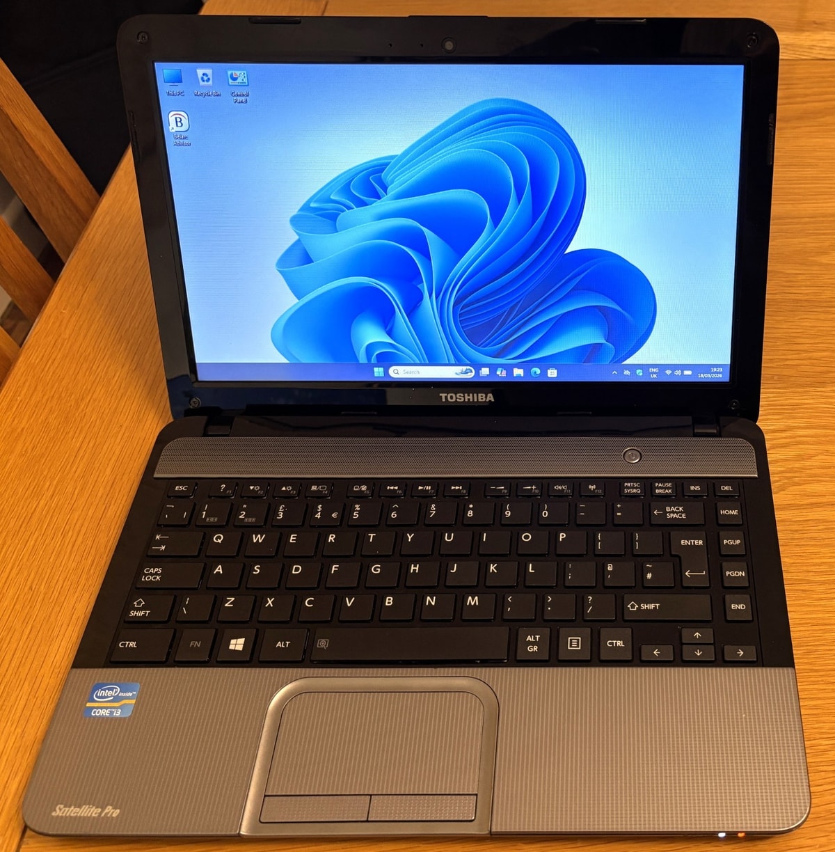 Toshiba Satellite Pro - Windows 11 - i3 - 240GB SSD - 4GB - 13in - Webcam - HDMI
