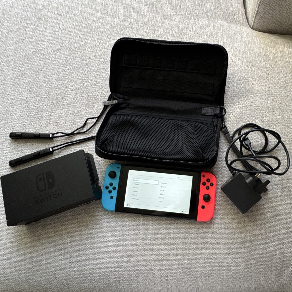 Nintendo Switch 32GB Console Neon Blue/Red Joy-Con Dock AC Adapter Case