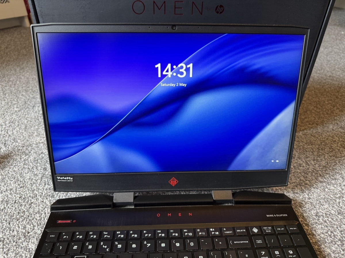 HP Omen 15.6" Gaming Laptop ,Intel Core i5 9th Gen., 2.40 GHz, 8 GB RAM)