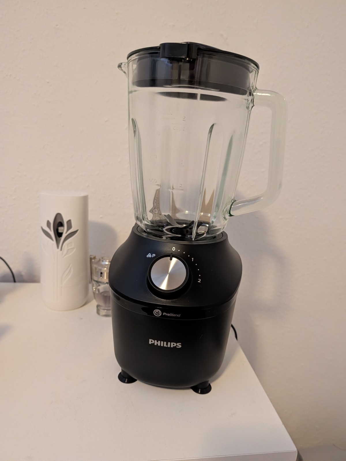Philips 3000 Series Blender HR2291/01 600W 2L Glass Jar ProBlend Black - New