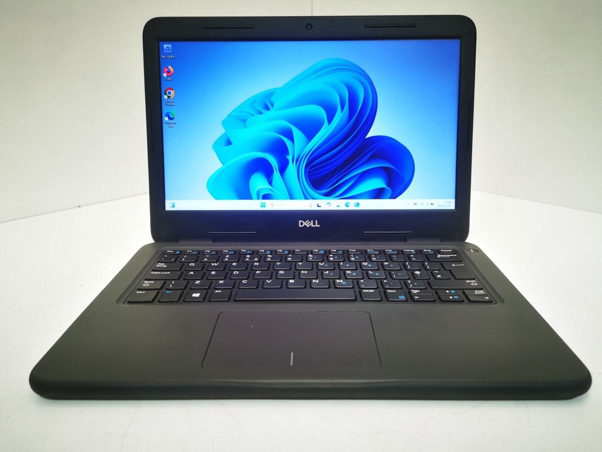 Dell Latitude 3300 13.3" Laptop i5 8GB 256GB SSD Win11 Pro – Tested