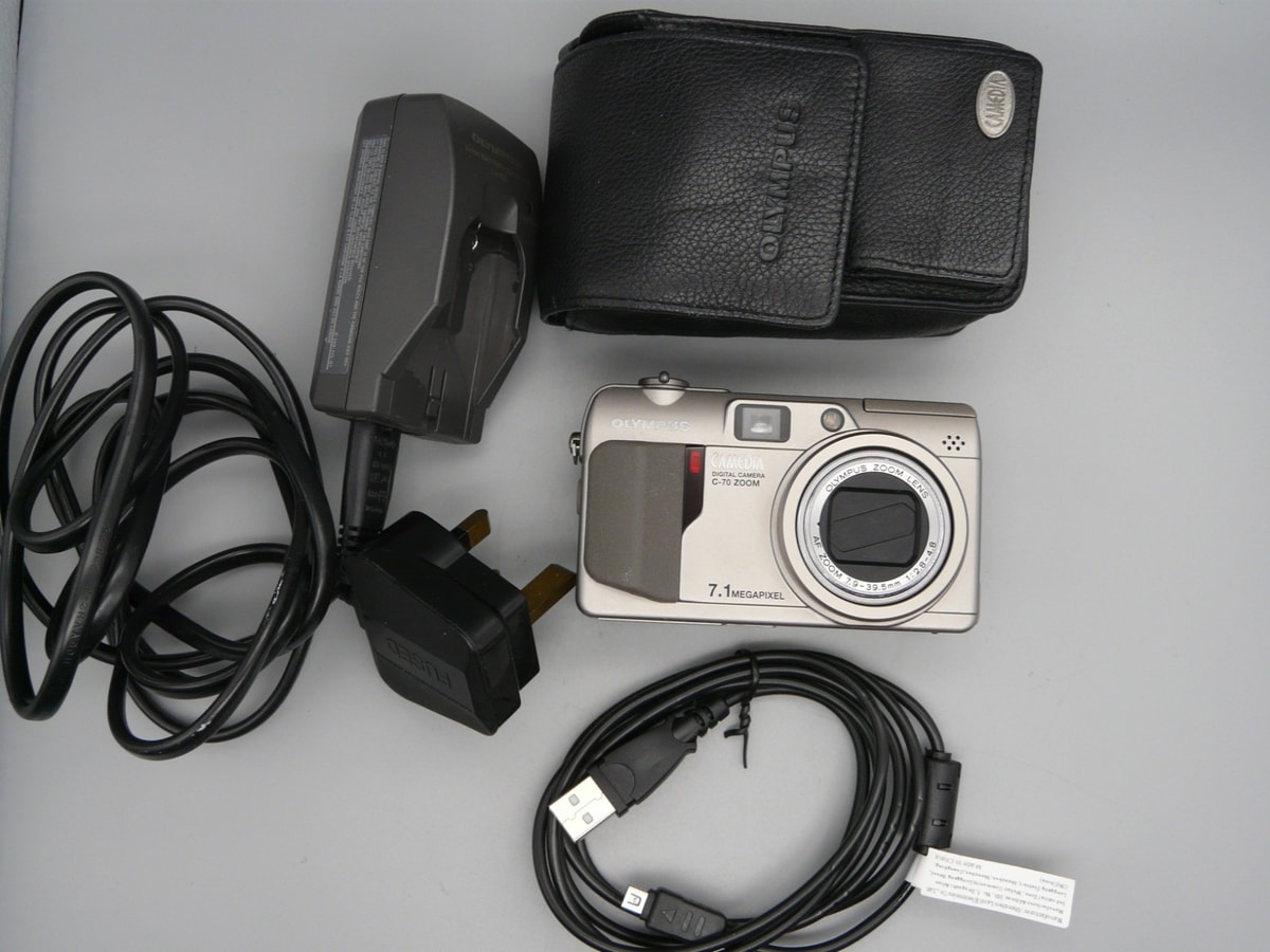 Olympus Digital Camera C-70 Zoom 7.1MP Silver working and ready to use