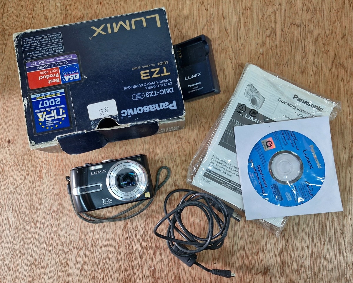 Panasonic Lumix DMC-TZ3 Compact Camera 7.2MP 10x Zoom