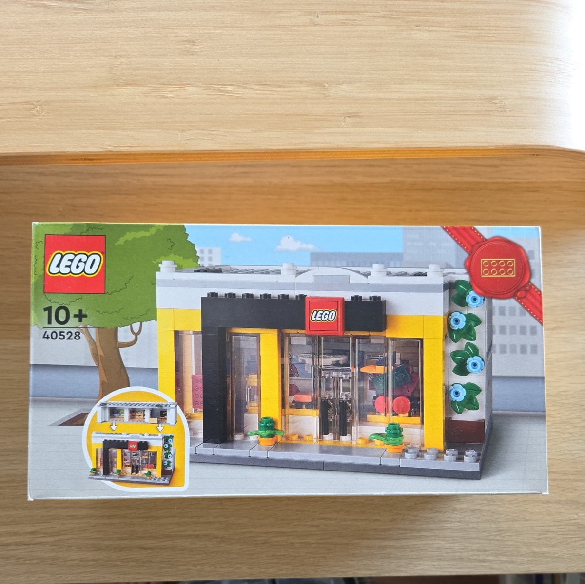 LEGO Promotional : Lego Brand Retail Store - 40528 10+ 402pieces