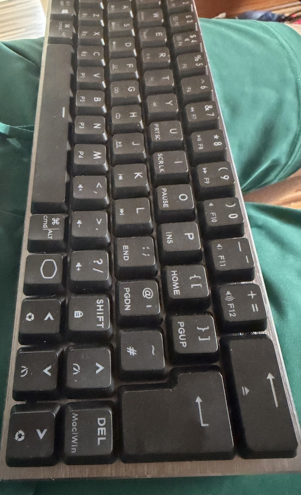 Cooler Master SK622 Wireless Gaming Keyboard - Compact 60% Layout Low-Profile UK