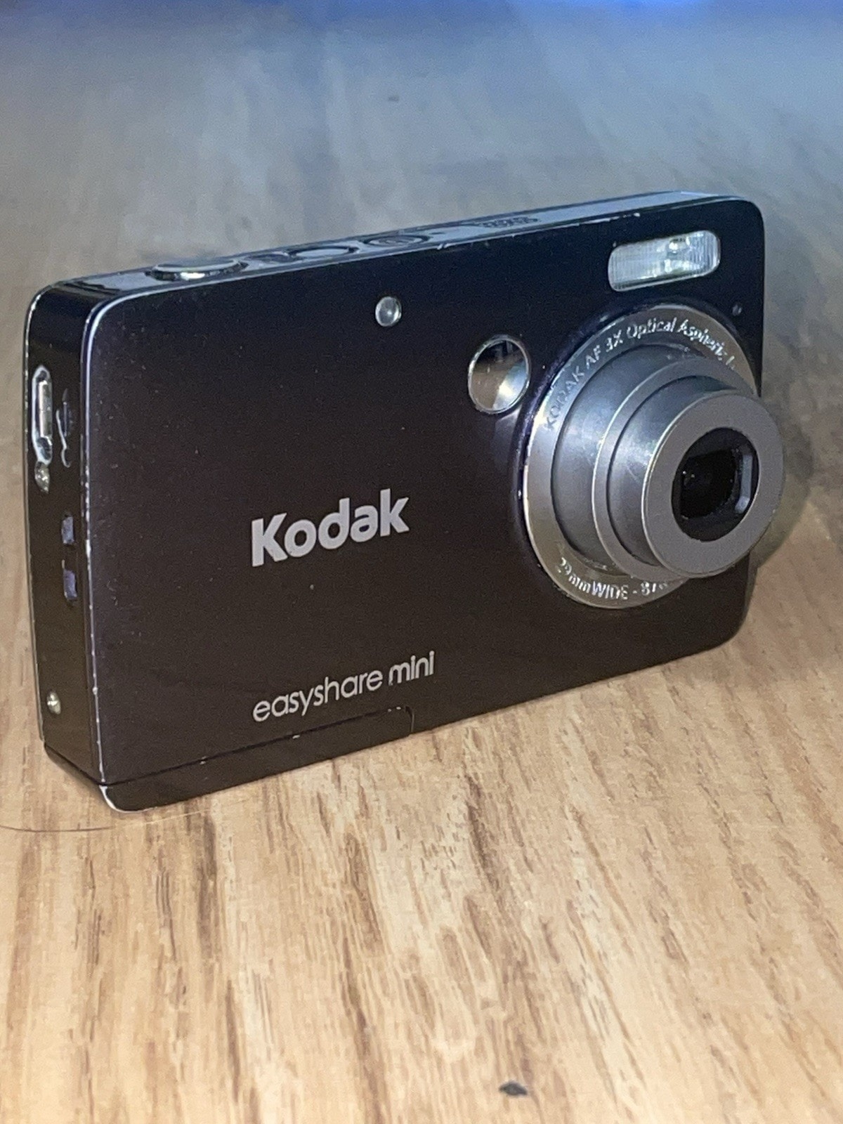 Black Kodak Easyshare Mini Digital Camera M200 Tested & Working - Please Read!!