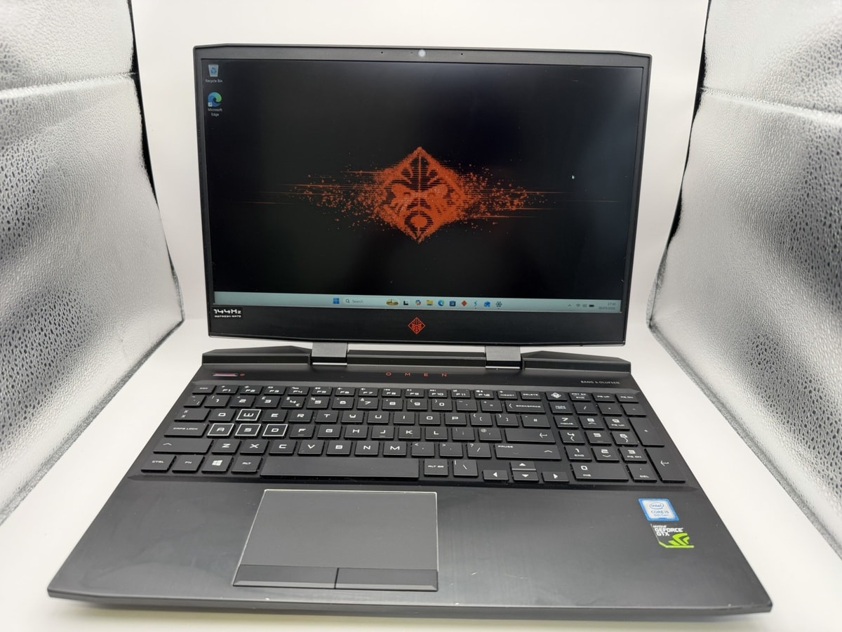 Windows 11 Gaming Laptop HP Omen 15-AX203NA 15.6"/i5/8GB RAM/Nvidia GTX 1050M