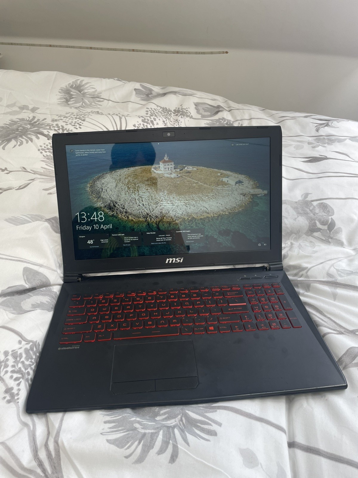 MSI GL62M 7RDX 15.6" Gaming i7-7700HQ GTX 1050 128GB SSD 500GB HDD