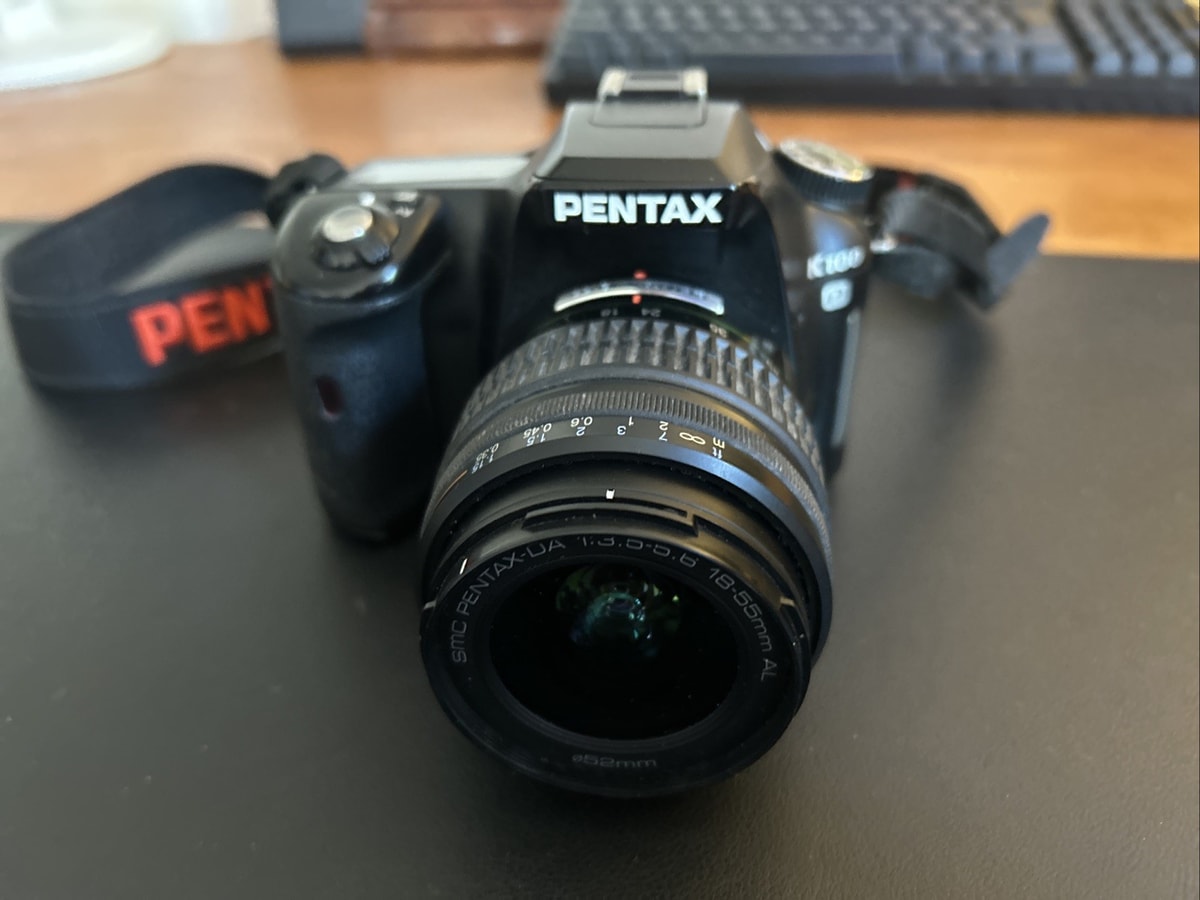 Pentax K K100D 6.1MP Digital SLR Camera - Black (Kit w/ 18-55mm Lens)
