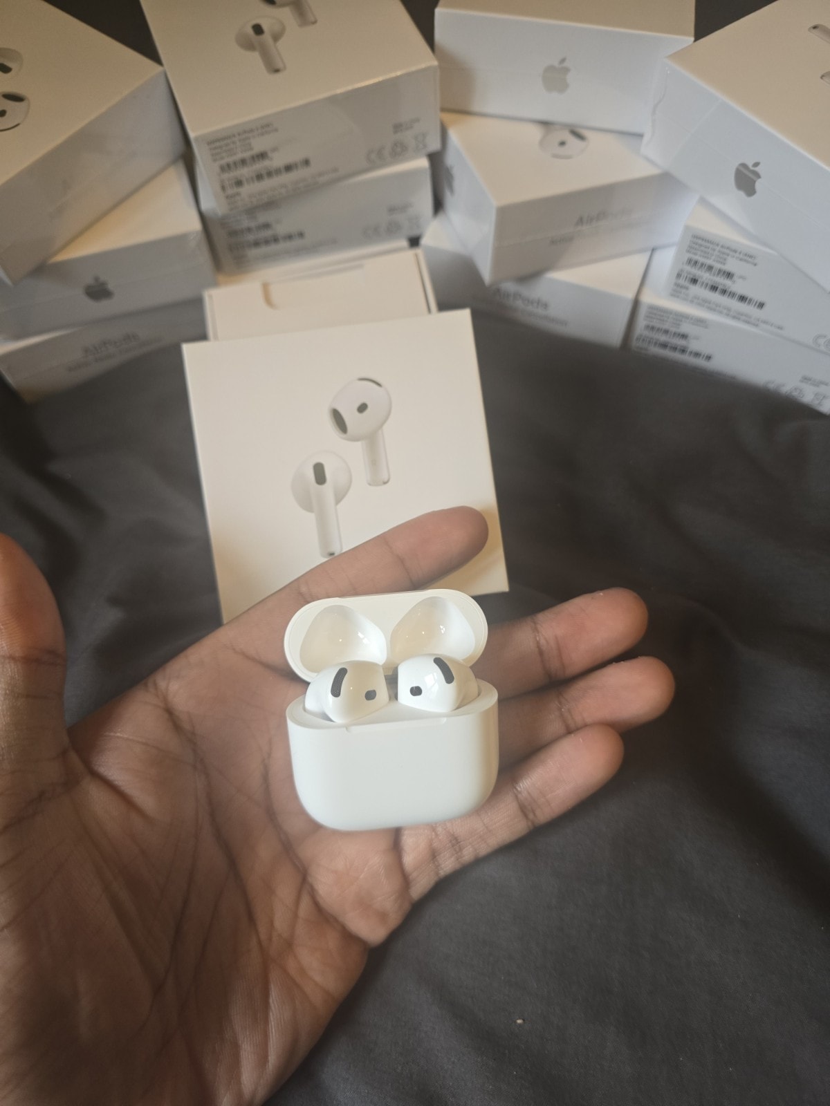 BNIB - AppleAirPods 4 (4th Gen) With (ANC) - Sealed