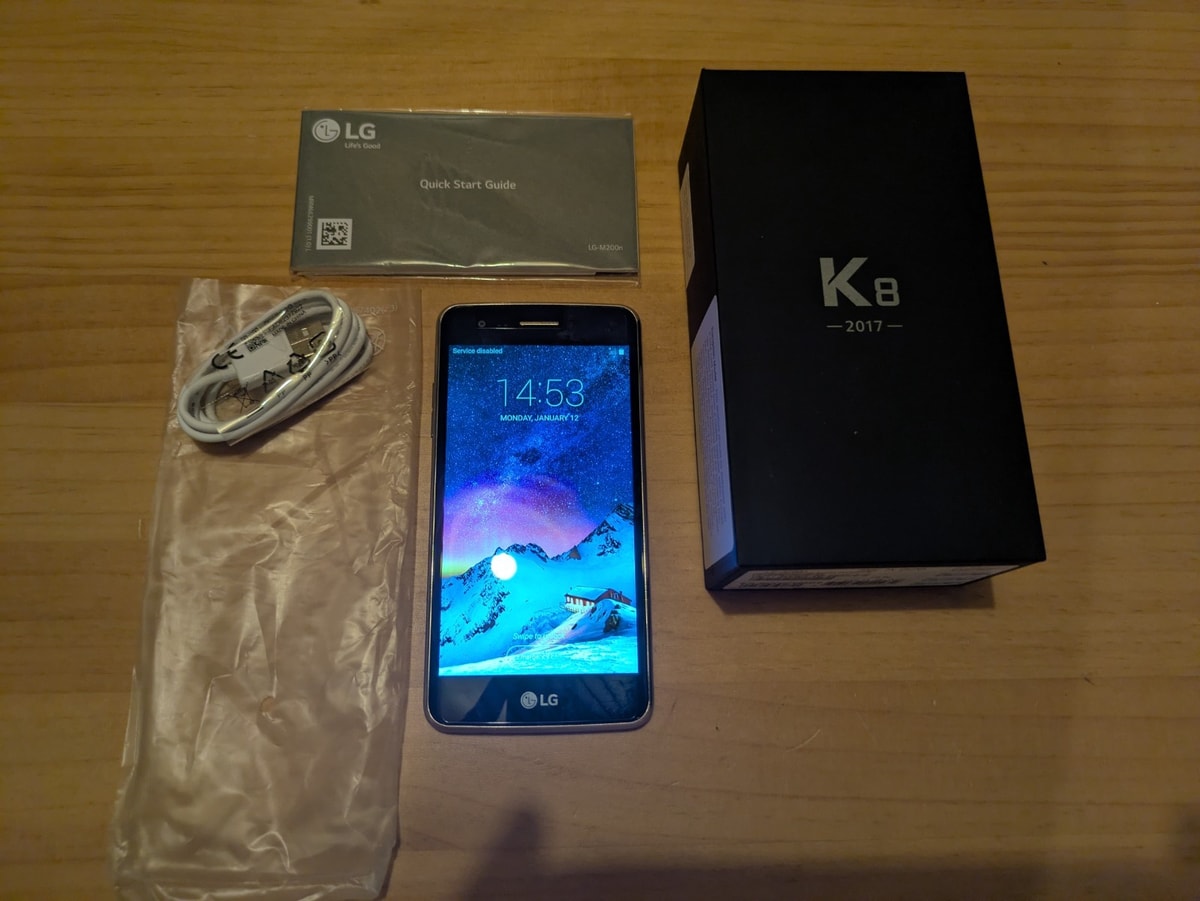 LG K8 (2017) M200N 16GB 5" 13MP - Android Smartphone, 8 Available