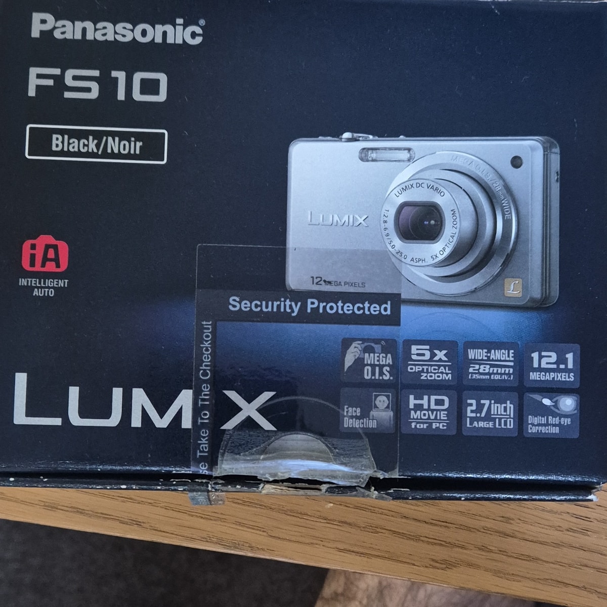 Panasonic LUMIX FS10 Compact Camera 12.1MP 5x Zoom 2.7in LCD Black